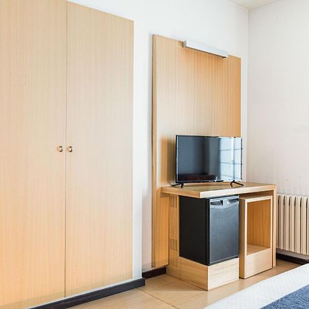 Hotel Emporda Figueres  Luaran gambar