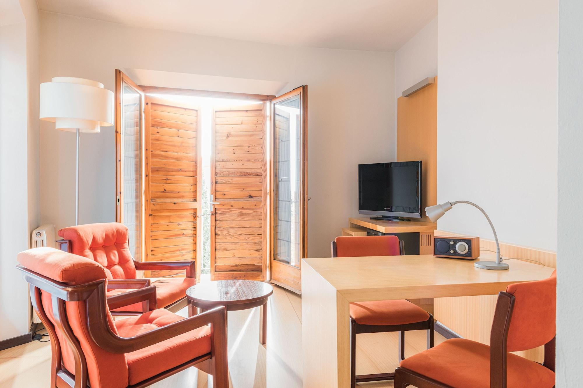 Hotel Emporda Figueres  Luaran gambar